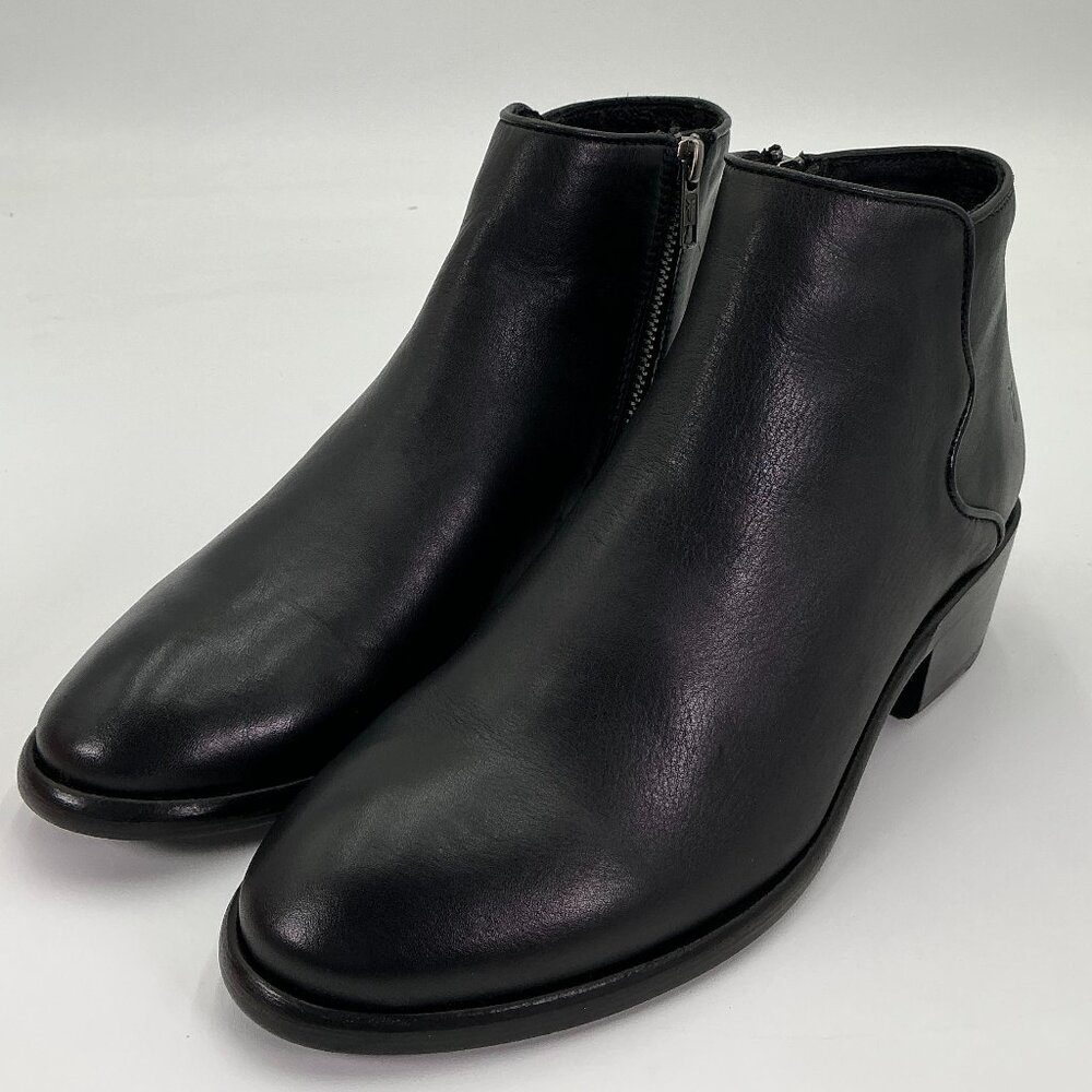 Frye Carson Piping Women's Size 6.5 Black Leather Bootie NIB